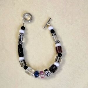 HAND CRAFTED FURNACE GLASS BRACELET
